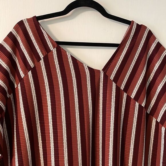 Umgee comfortable asymmetrical textured stripe dress in brown and white size 1X - Picture 6 of 9